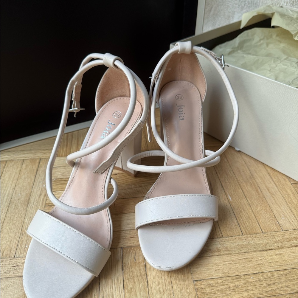 Lola White Strappy Women's Sandals